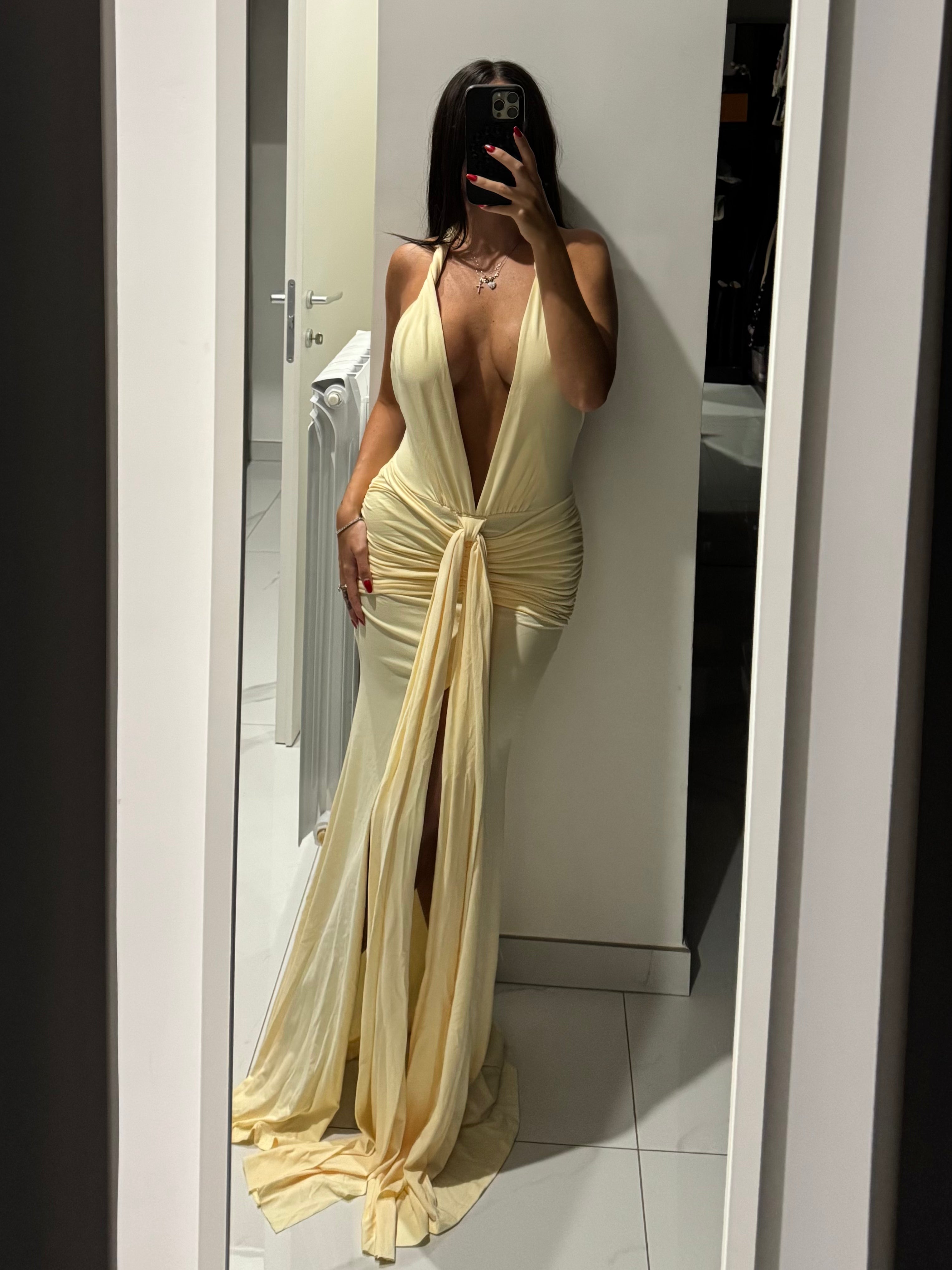 YELLOW dress
