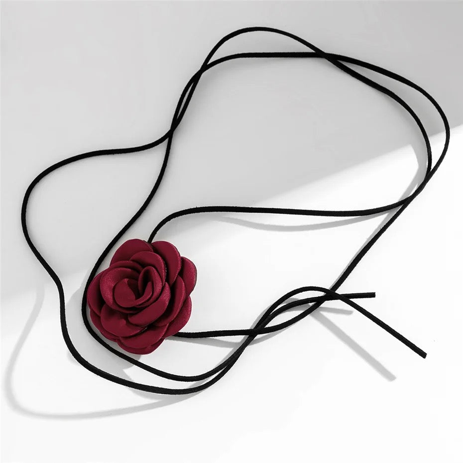 Choker con rosa